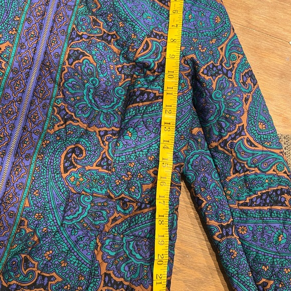 MWOT Isaac Mizrahi Live! Patterned quilted crop blazer. - Picture 9 of 10